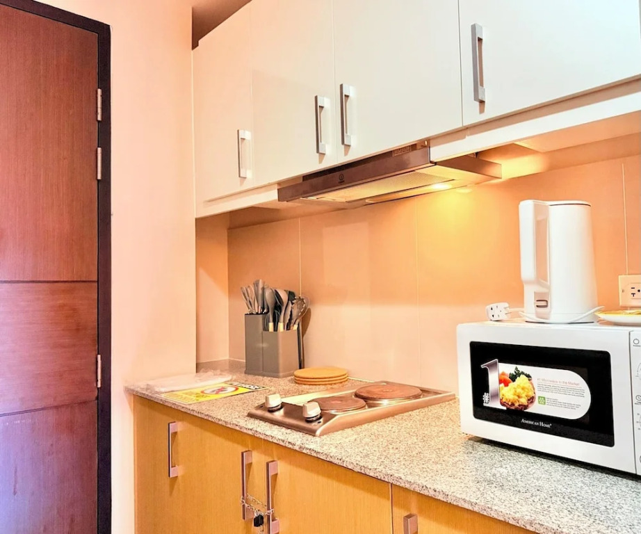 BGC Cosy Nest Uptown Parksuites Tower 1 Near Nice Restaurants and Malls