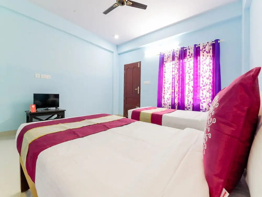 Amare Highway Residency by OYO Rooms