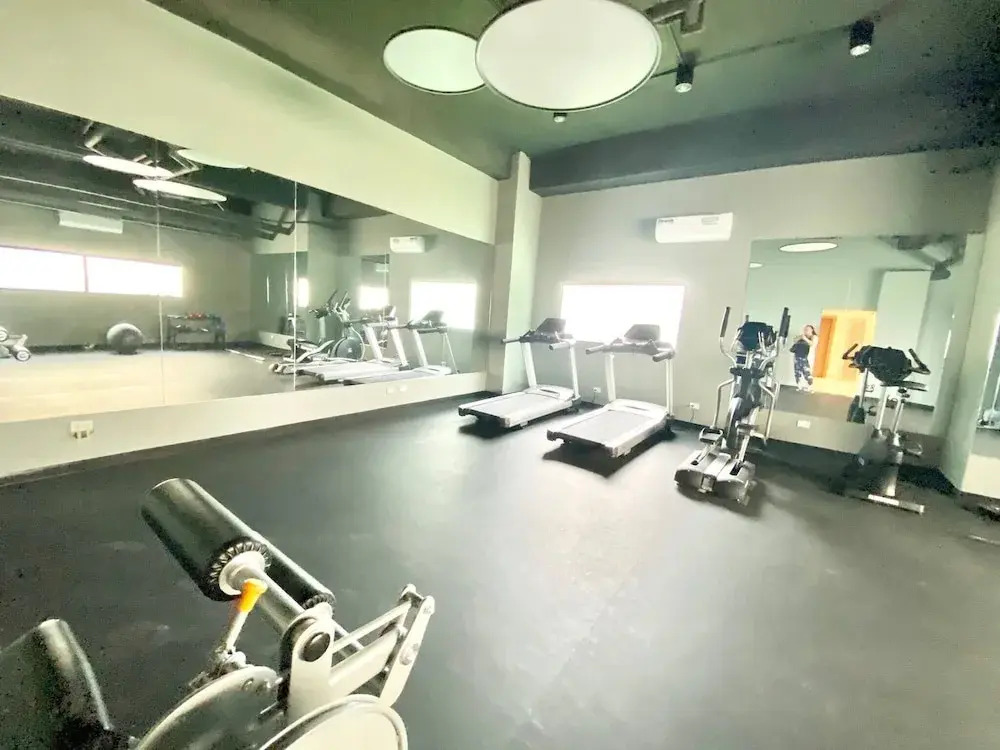 luxury 1br , Pool, Gym, Close Agora Mall