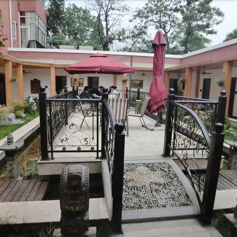 Share House Inn
