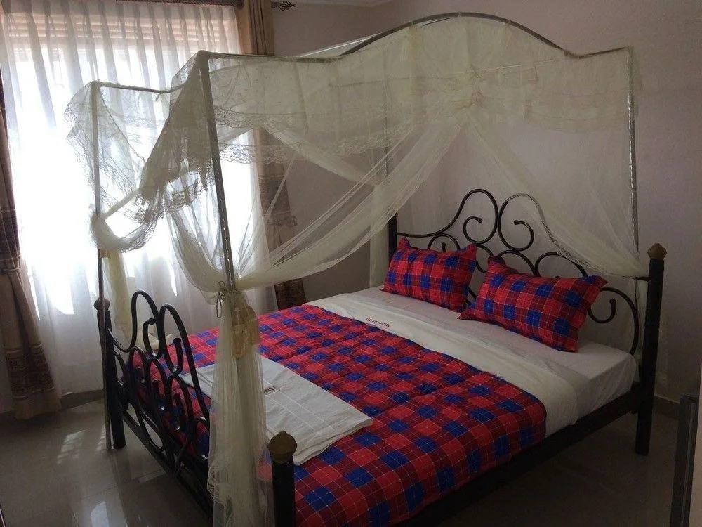 Red Sox Hotel Ltd