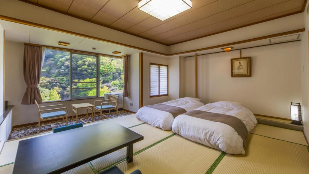 Shimobe Hotel