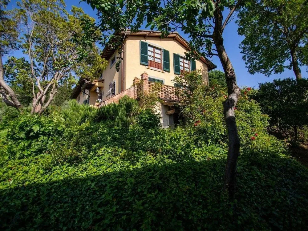 Villa Degli Olivi
