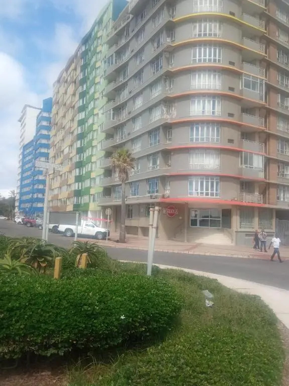Stesh Durban Beachfront Hotel-style