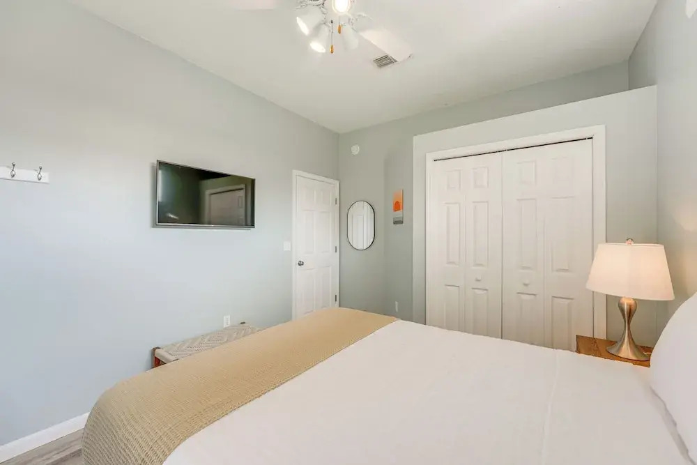 Waterfront Home w/ Private Pool: 5 Mi to Disney!