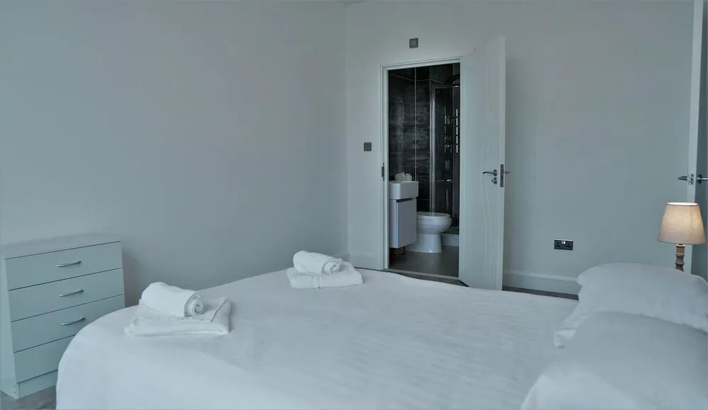 Sapphire House Apartments