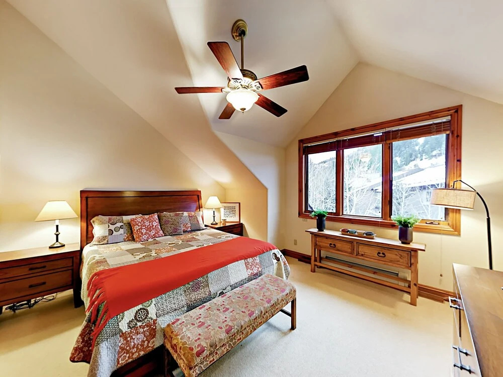 597 Sawatch Drive Townhome 2 Bedrooms 2 Bathrooms Townhouse