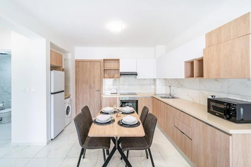 Adolina One Bedroom Apartment 302 by Ezoria