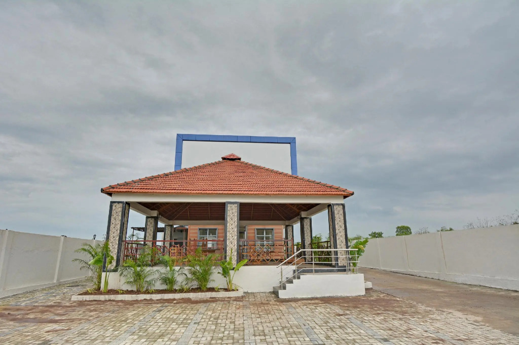 OYO Flagship 60752 V&S Hotel