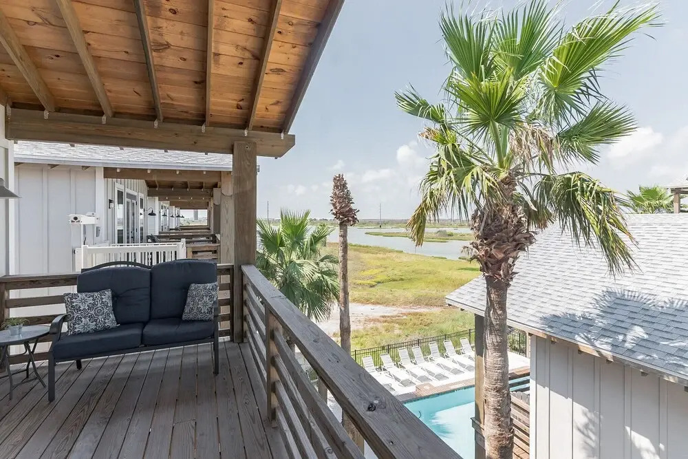New Marvelous Beach Home 2min From Beach