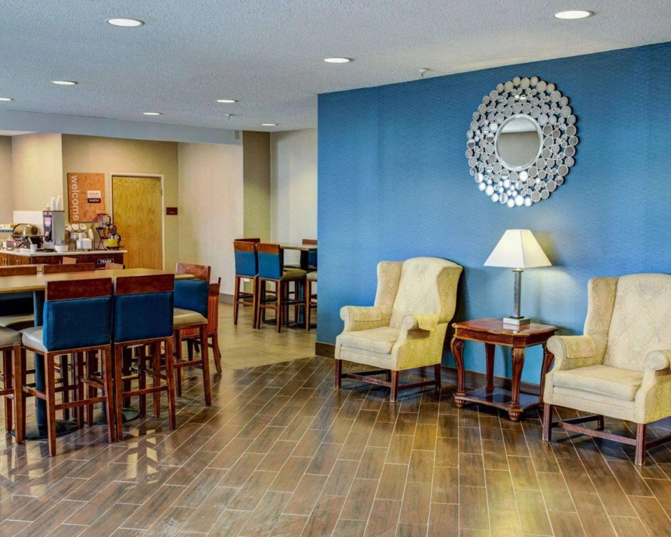 Comfort Inn & Suites North Greenfield
