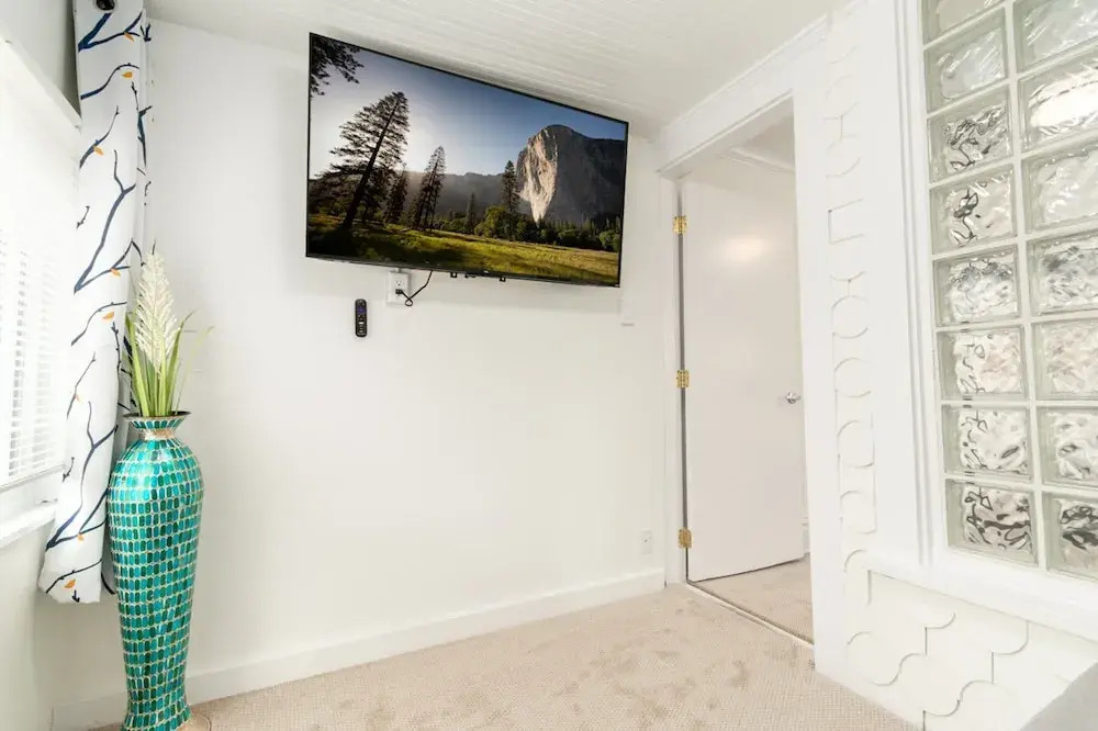 Charming Apt With King Bed in the Heart of SLC