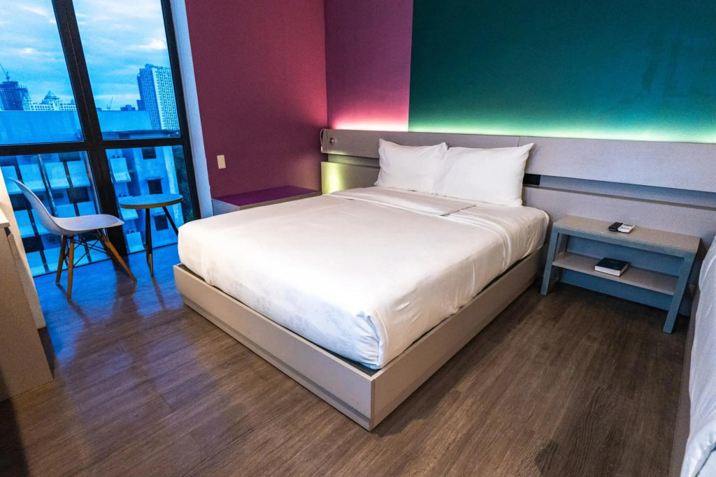 Yello! Hotel