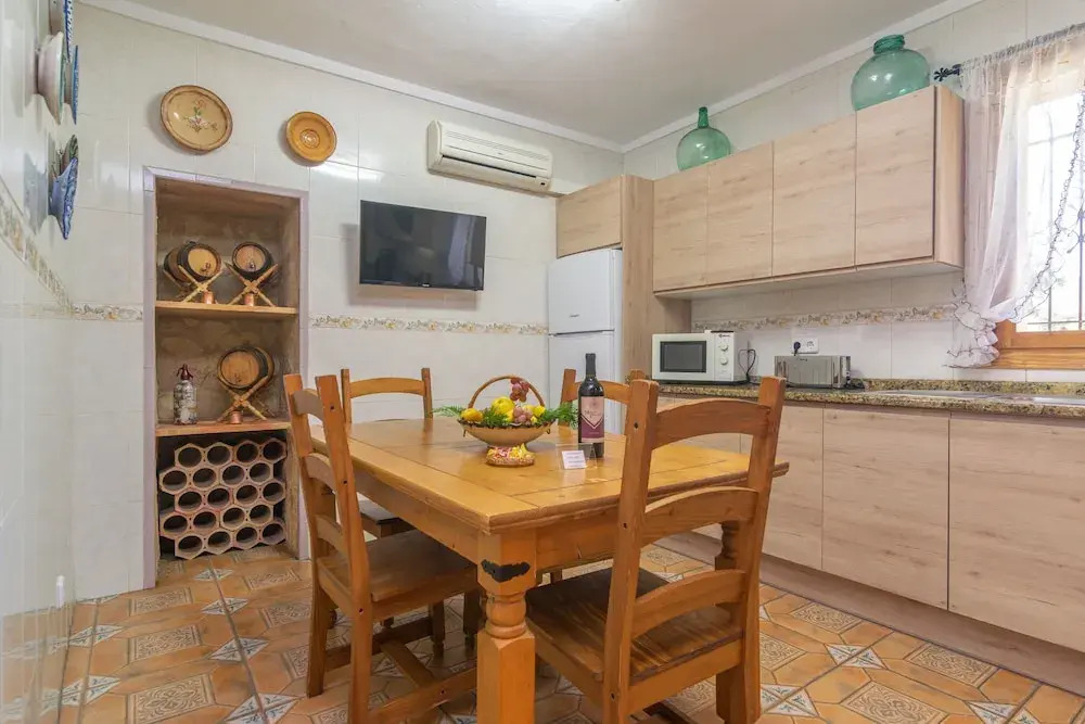 Ca Sa Nina in Inca With 3 Bedrooms and 4 Bathrooms
