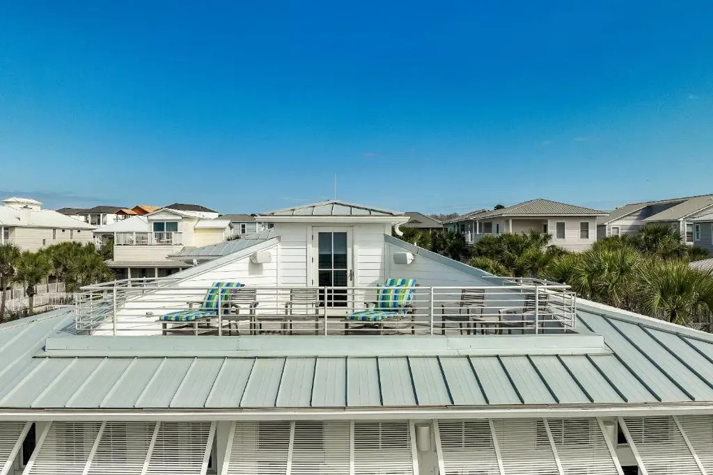 30A Beach House - The Flying Pig
