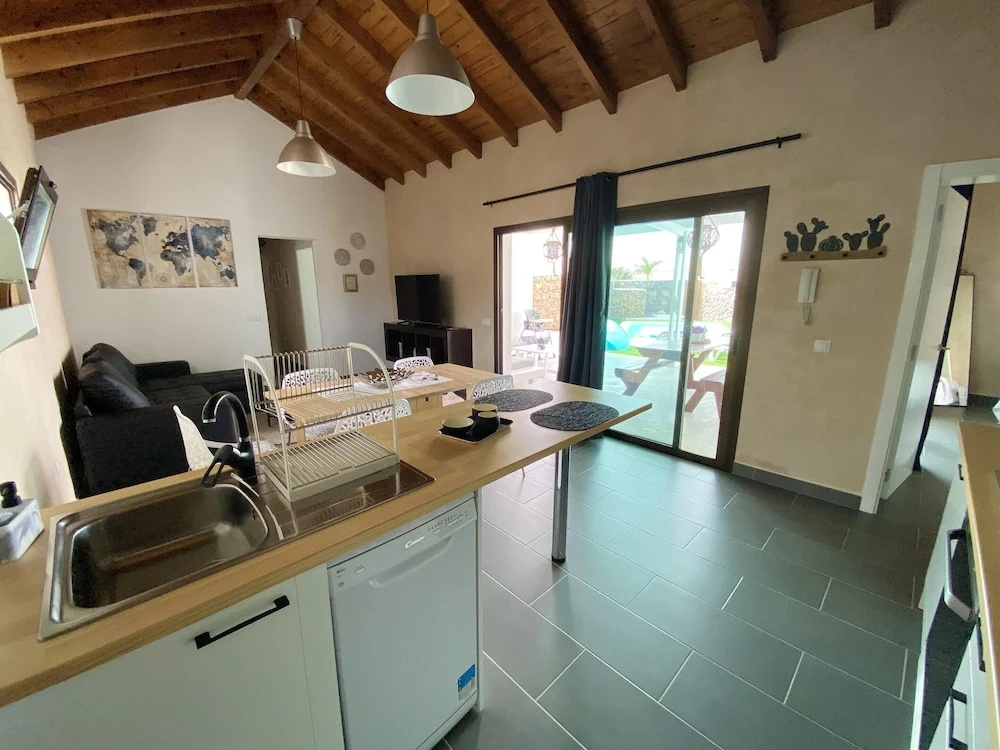 Villa With 3 Bedrooms in El Roque , With Private Pool, Terrace and Wifi