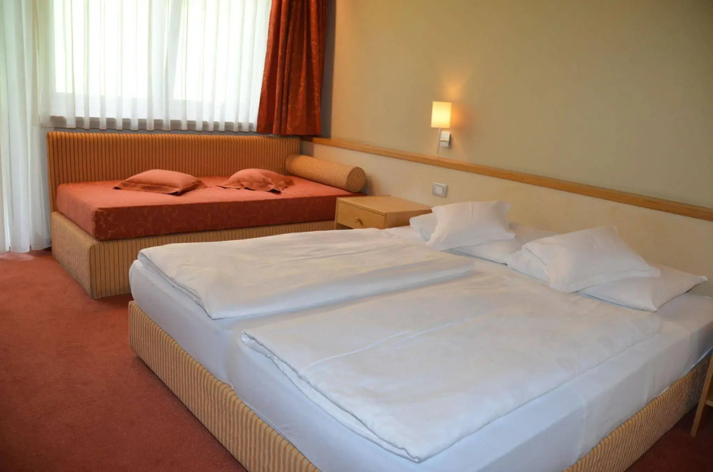 Hotel Taufers