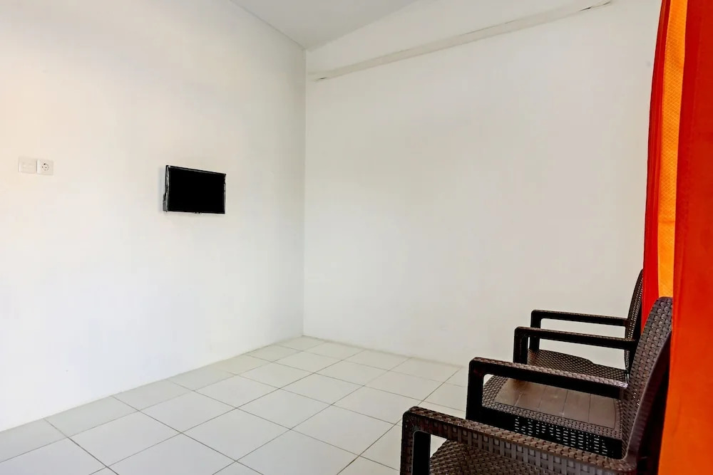 RedDoorz near Bigmall Samarinda 2