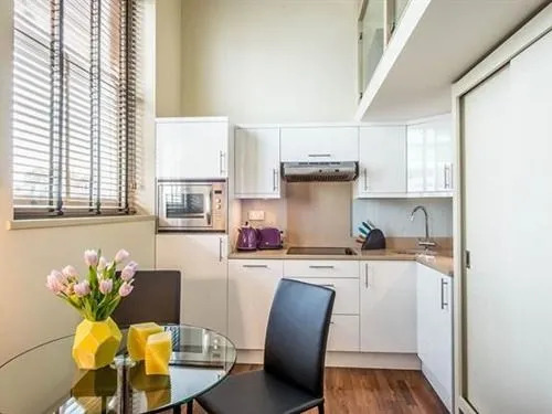 City Stay Aparts - Modern Notting Hill Studio