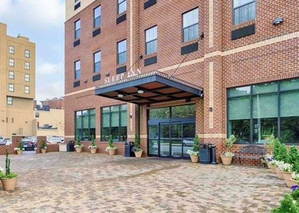 Sleep Inn & Suites Downtown Inner Harbor