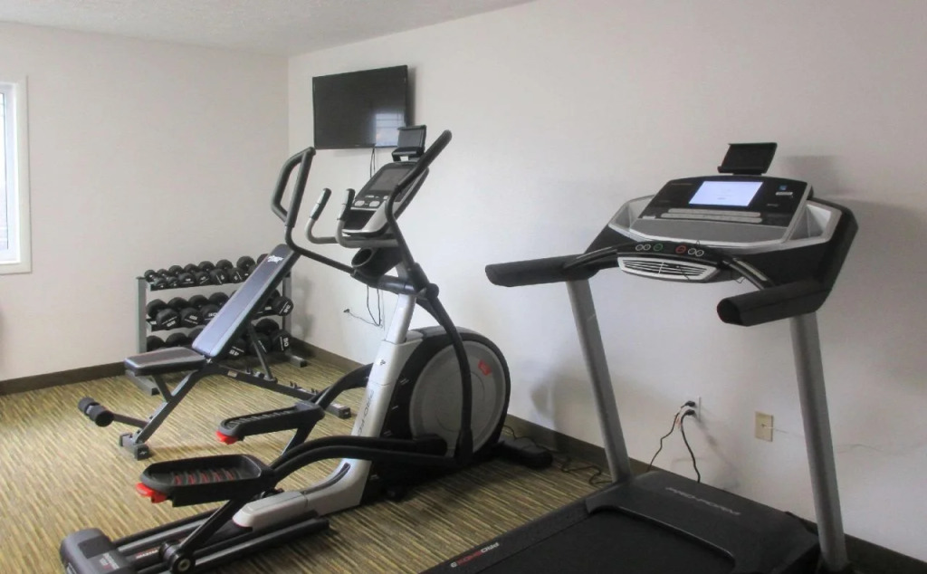 Quality Inn Coraopolis - Pittsburgh Airport