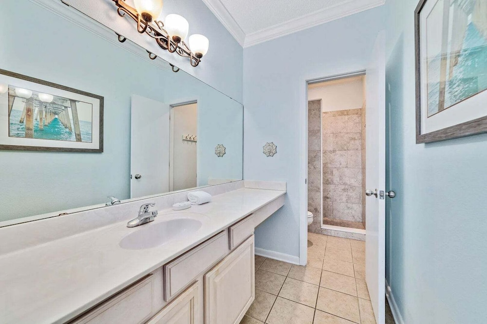 Phoenix East 009 - Ground-floor Gulf-front Condo - Sleeps 8 - Orange Beach, AL