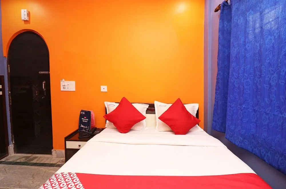 Oyo 23364 Kolkata Hcn Guest House