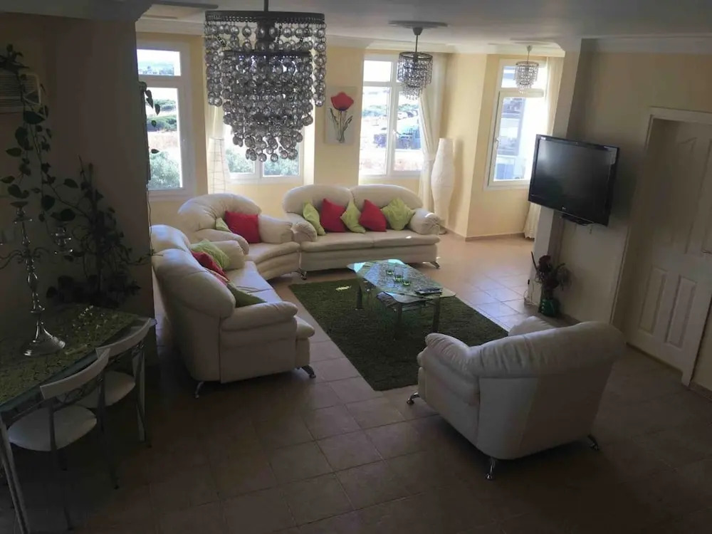 Superb Penthouse Sleeps 8 6 Beds