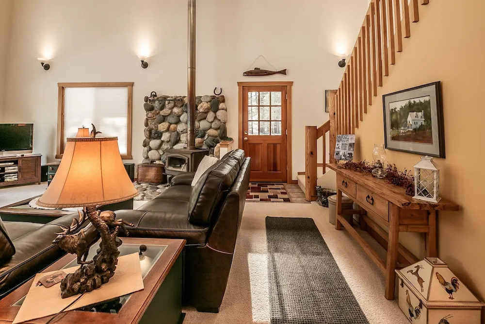 Pine Tree Cottage in Plain