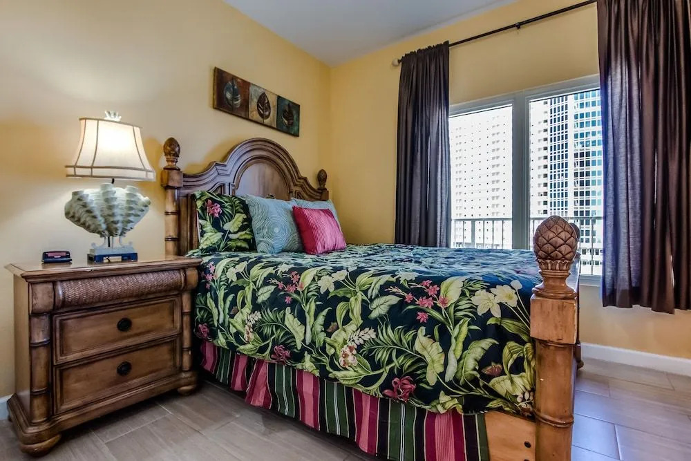 Shores of Panama 821 - 2 Br Condo