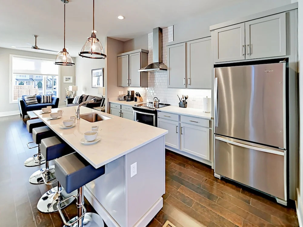 Brand-new 3br In 12 South 3 Bedroom Townhouse
