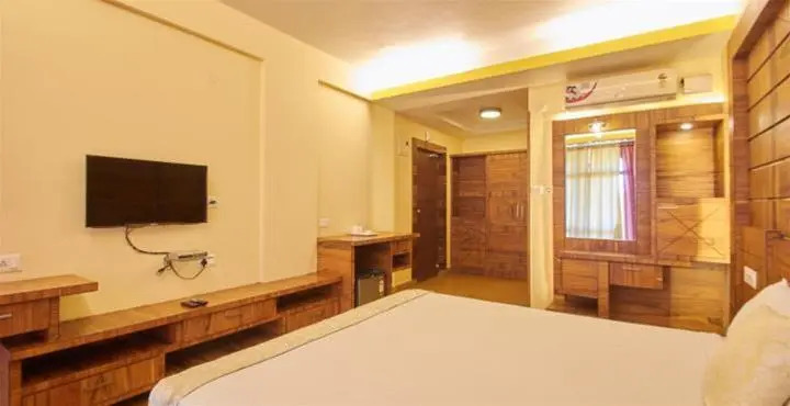 Mak Hotel