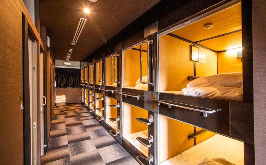Capusule Hotel Hakodate