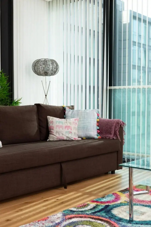 Fantastic 1-bed on the iconic quatermile