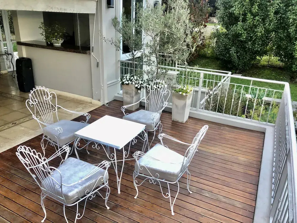Acogedora Casa En Exclusivo Barrio