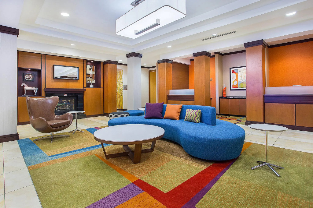 Fairfield Inn & Suites by Marriott Louisville East