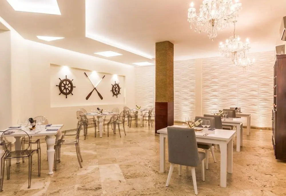Casa Hotel Vistamarina - Adults Only