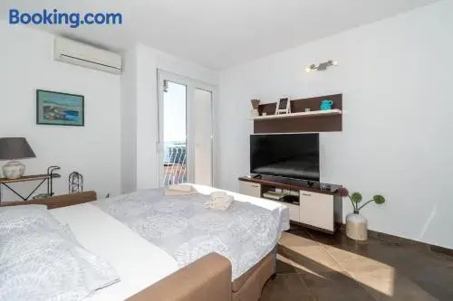 Nier Trstenik Beach Apartment