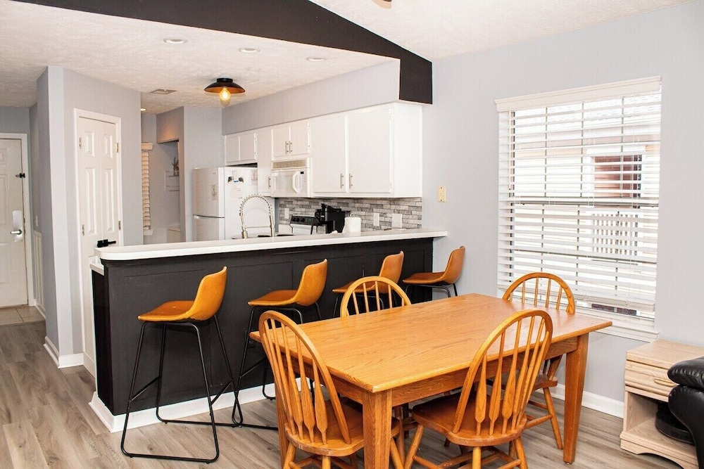 Waterway Village 13F