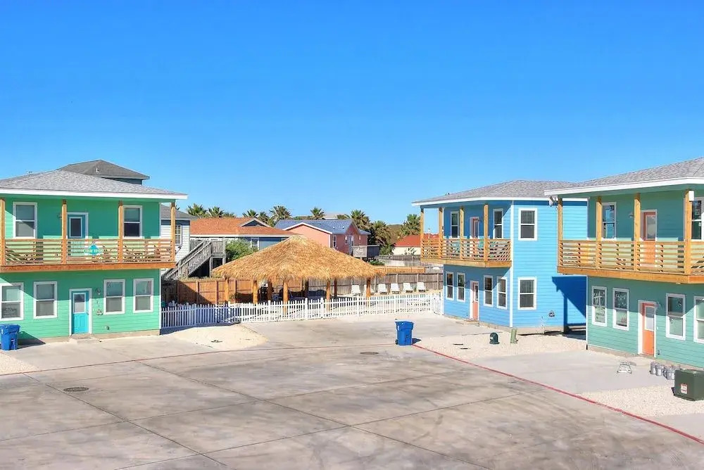 Any Fin Goes Gv628 4 Bedrooms 4.5 Bathrooms Home