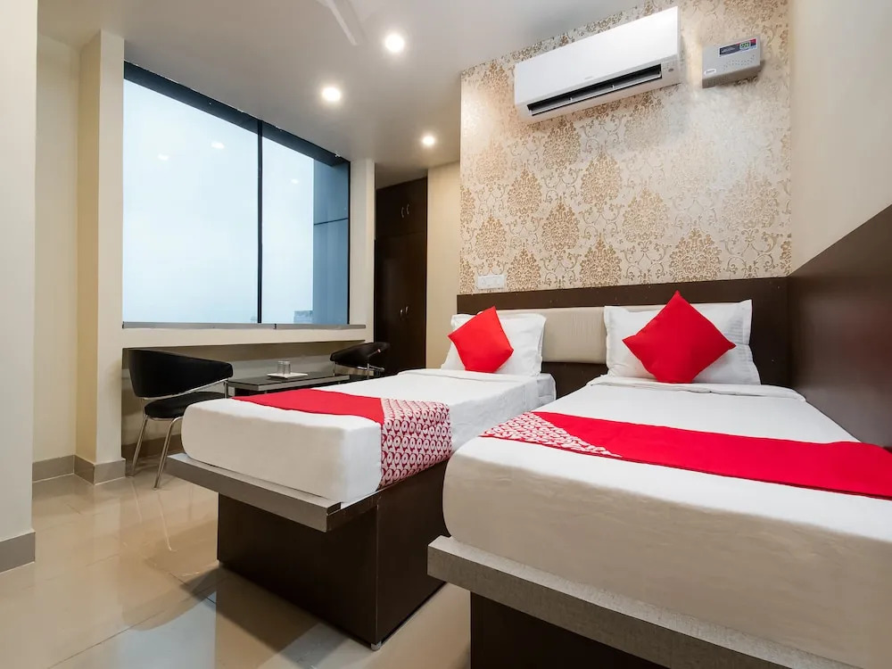 The Legend Inn by OYO Rooms