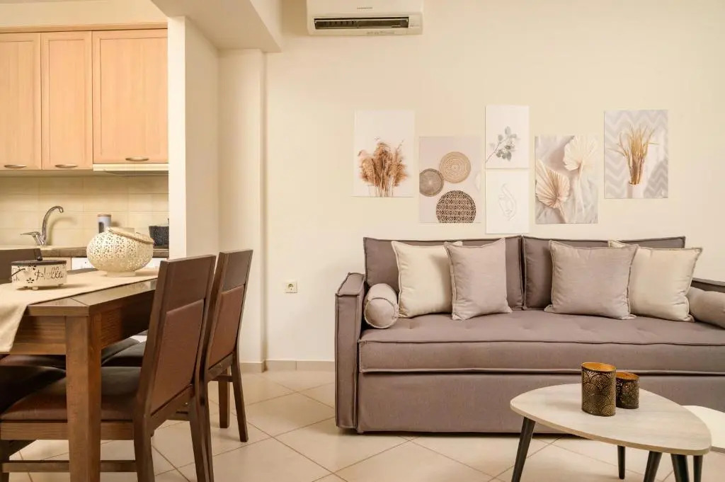 IFESTOS APARTMENTS