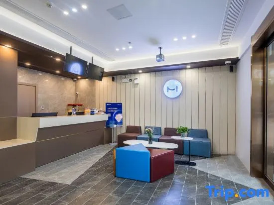 Feiyue Hotel (Shanghai University Jiading North Subway Station)