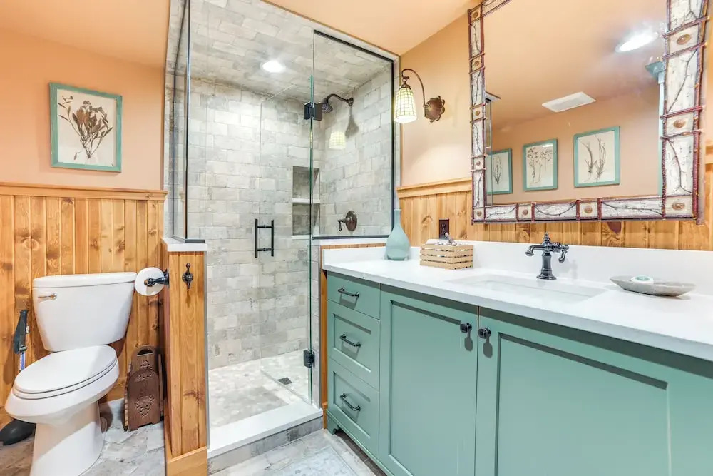 9 Mi to Boyne Resort! Farmhouse Near Town & Lake