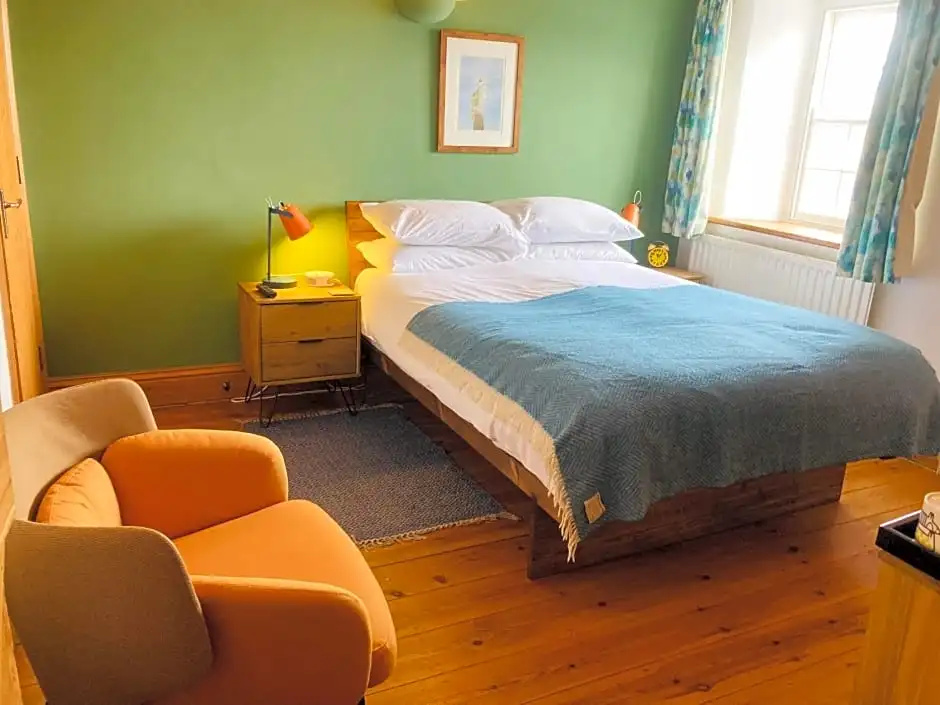 Riverside Bed & Breakfast