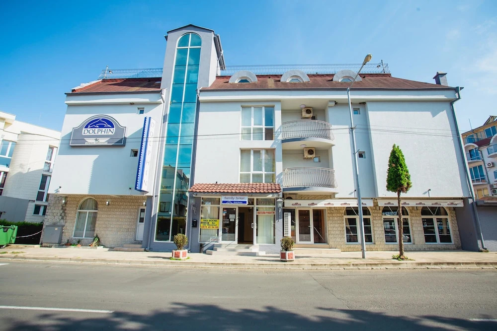 Family Hotel Dolphin