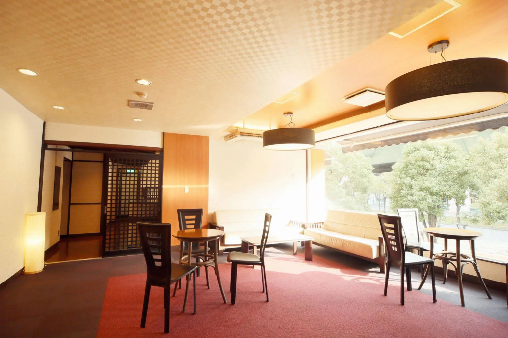 New Oriental Hotel