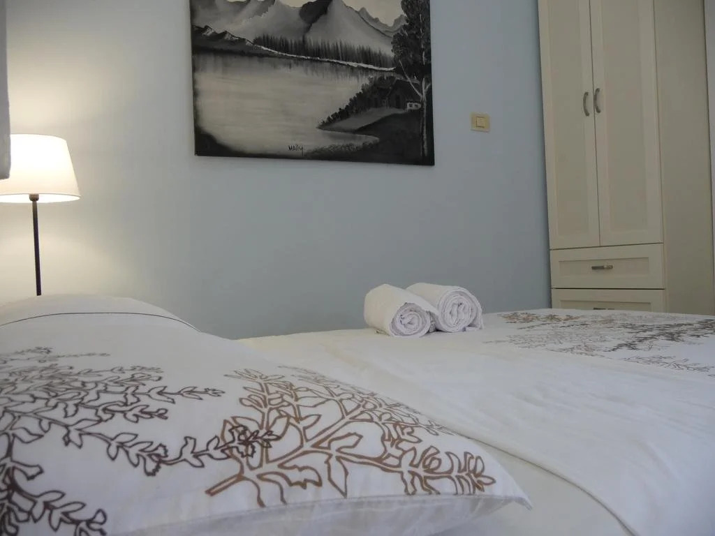 Feel at Home - Vacation Rentals