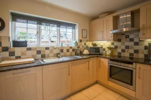2 Ogilvie Lodge, Thorpeness, A seaside 3 bedroom apartment in Thorpeness