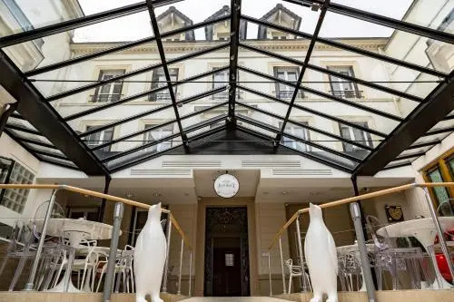 Hotel Jean Moët